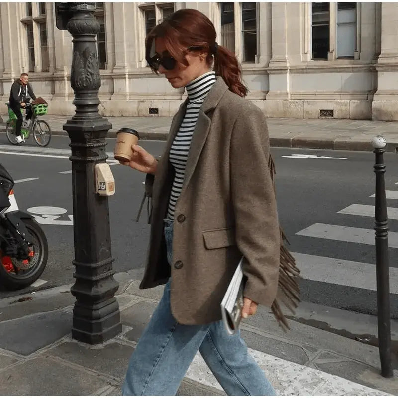 Maßgeschneiderter Blazer mit Reverskragen und schlanker Passform für Damen Mivona