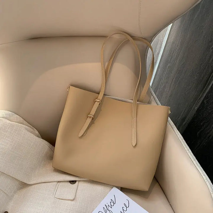 Mühelose Eleganz in Einer Geräumigen Tote Bag Mivona