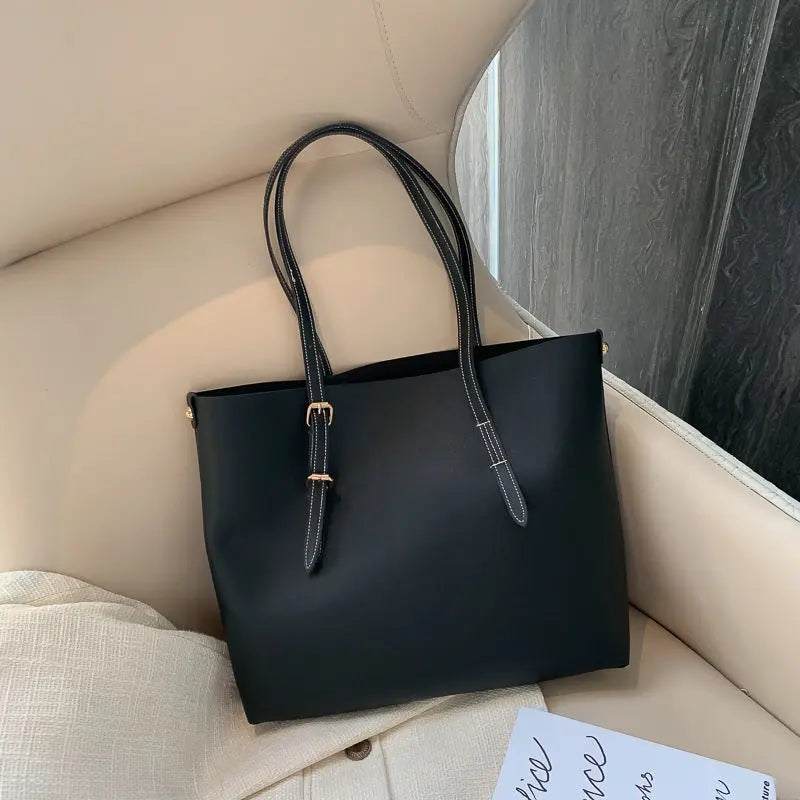Mühelose Eleganz in Einer Geräumigen Tote Bag Mivona