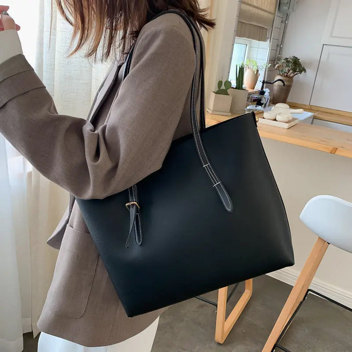 Mühelose Eleganz in Einer Geräumigen Tote Bag Mivona
