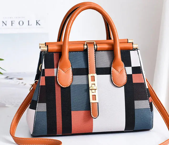 Zeitlose Eleganz in Einer Geräumigen Handtasche Mivona