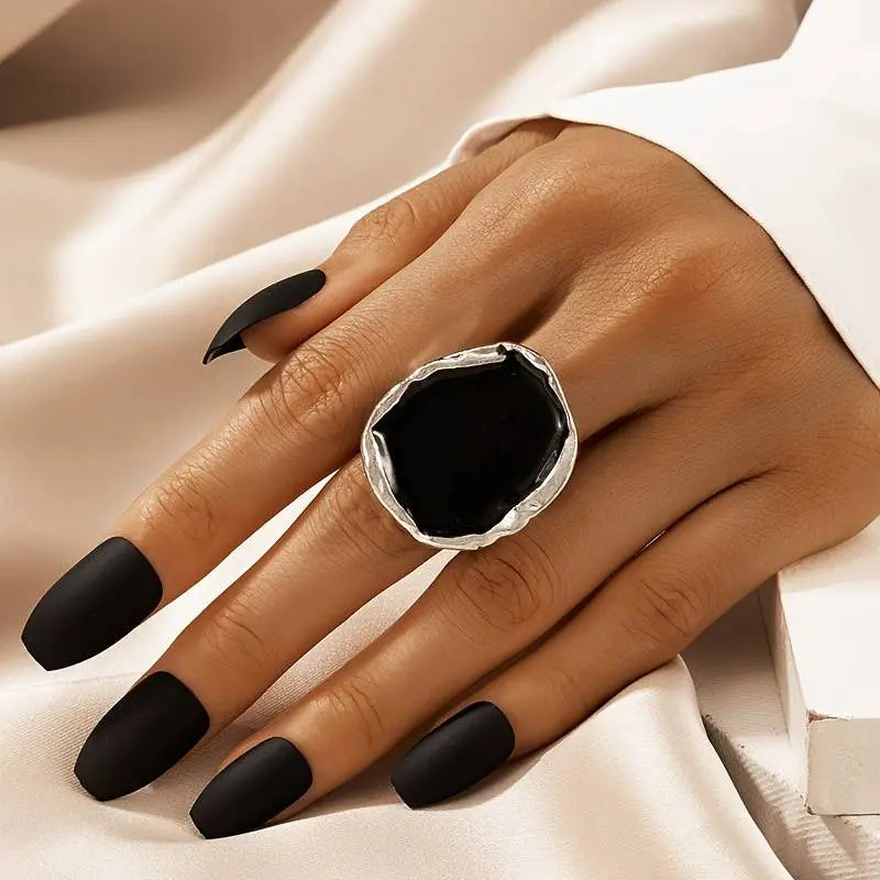 Übergroßer Vintage Ring mit schwarzem Stein für Damen Mivona
