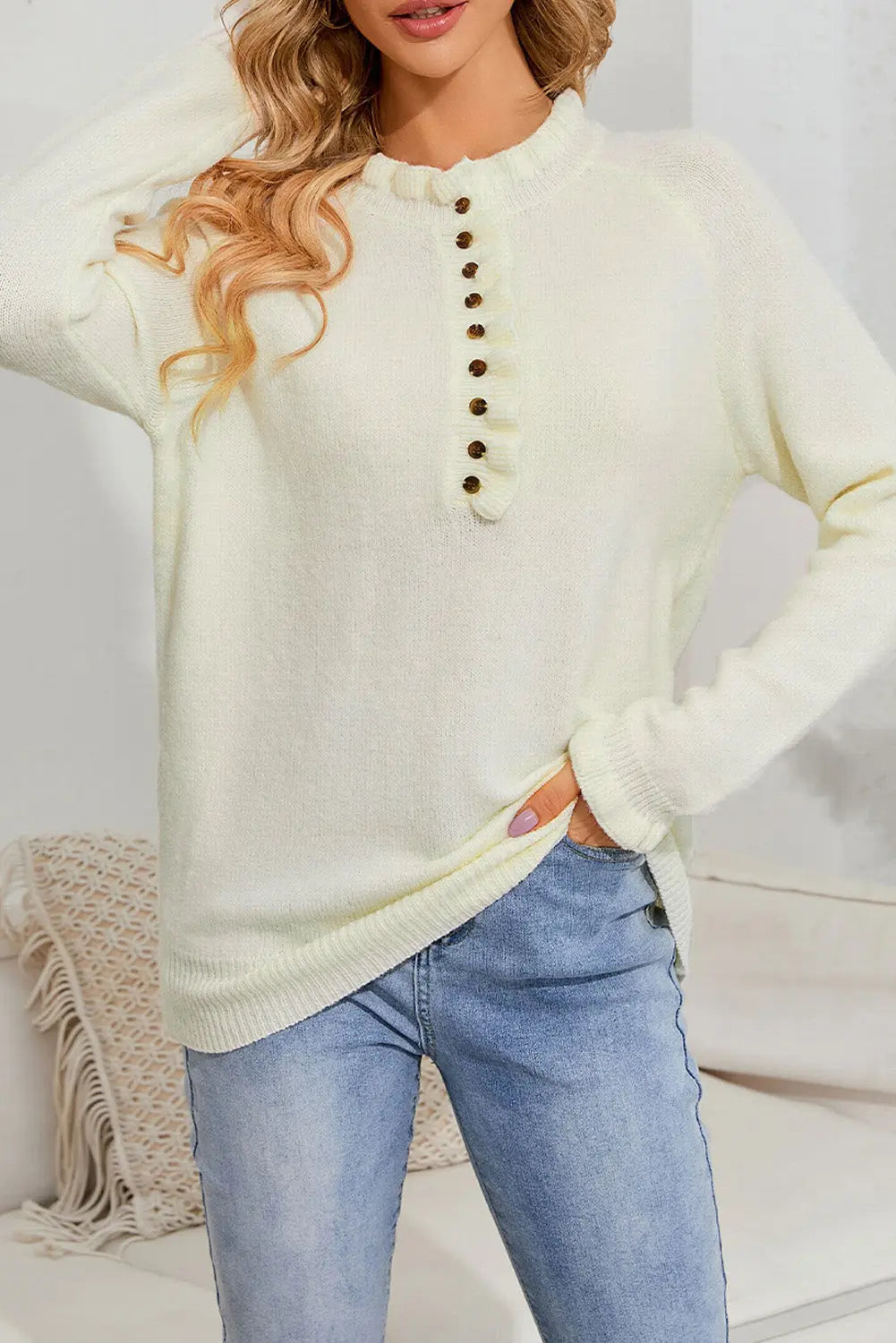 Beiger Strickpullover Mit Rüschen Und Knopfverschluss Für Frauen Mivona