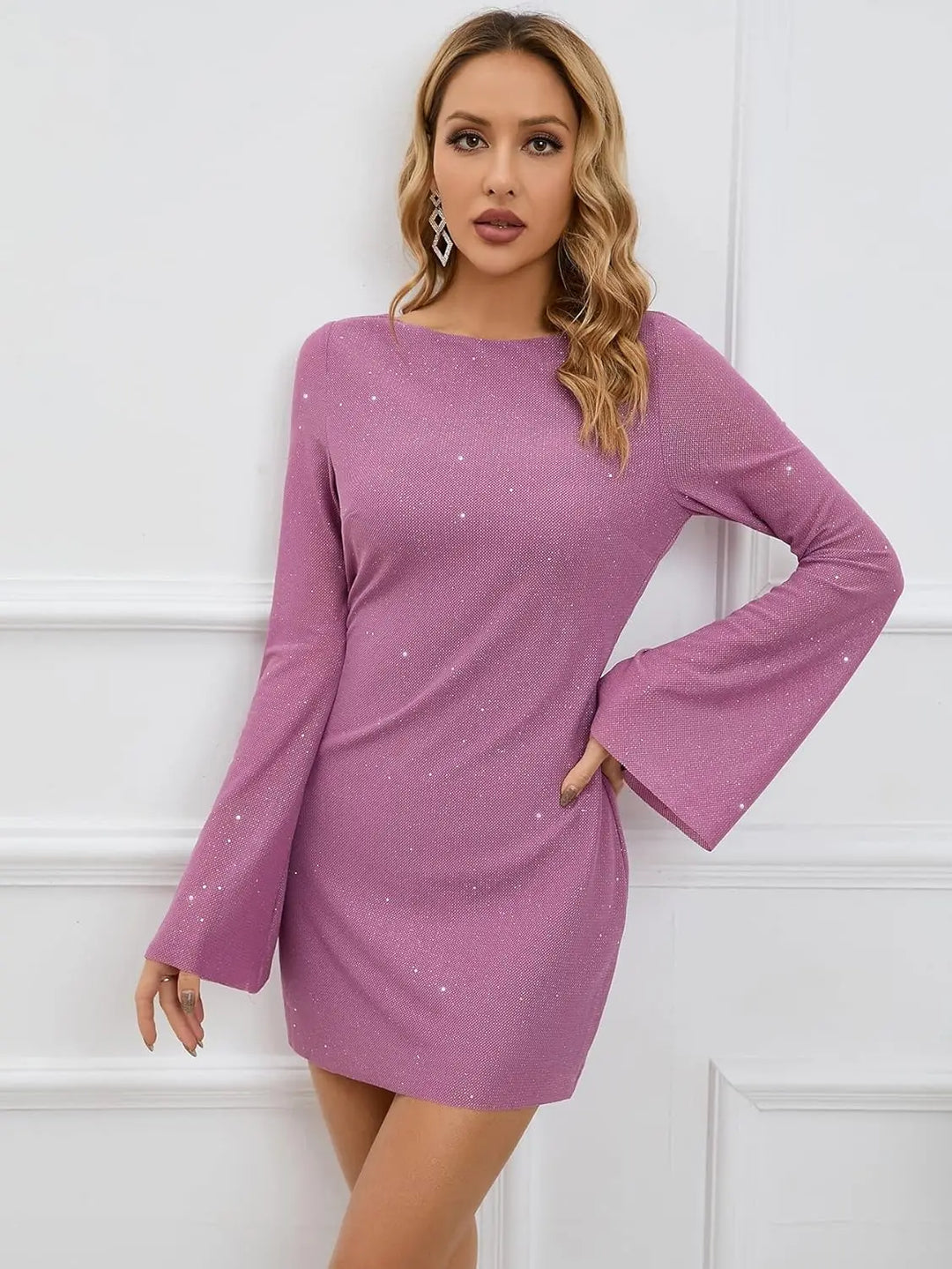 Langärmliges Mini Party Kleid mit elegantem Schnitt für Frauen Mivona