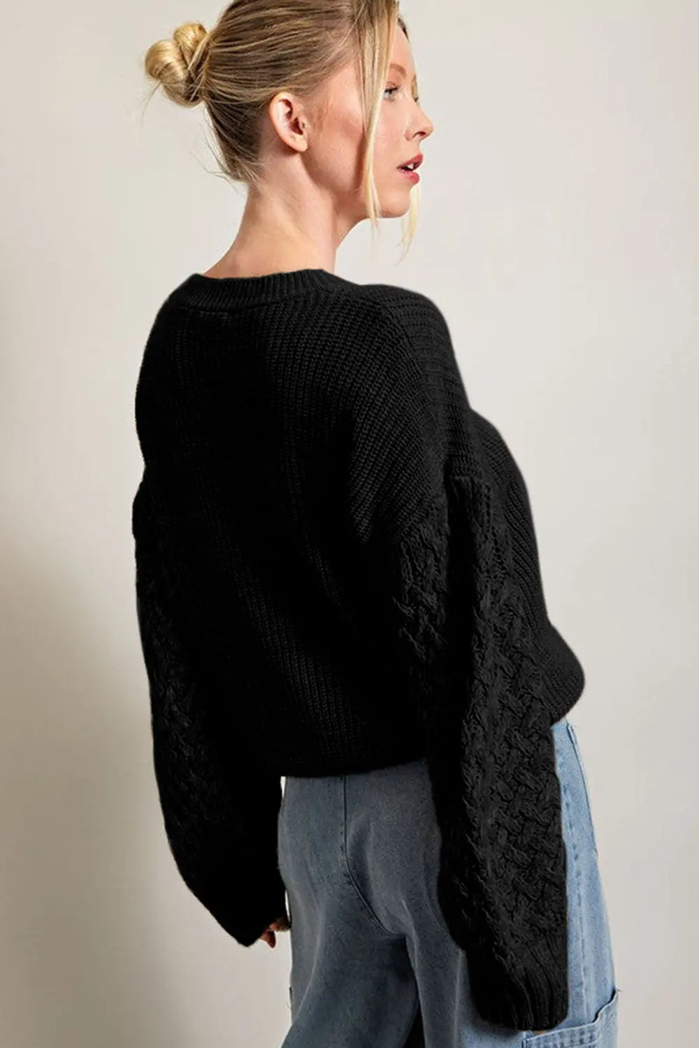 Schwarzer Strickpullover Mit Überschnittenen Schultern Für Frauen Mivona