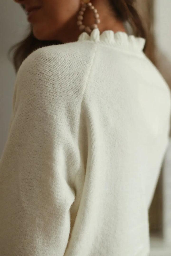 Beiger Strickpullover Mit Rüschen Und Knopfverschluss Für Frauen Mivona