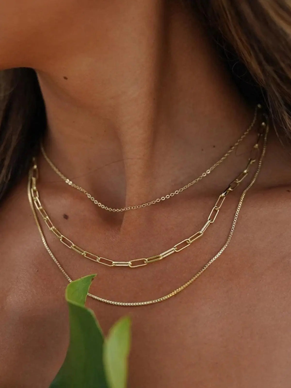 Elegante mehrschichtige Kette mit Pariser Charme für Damen Mivona