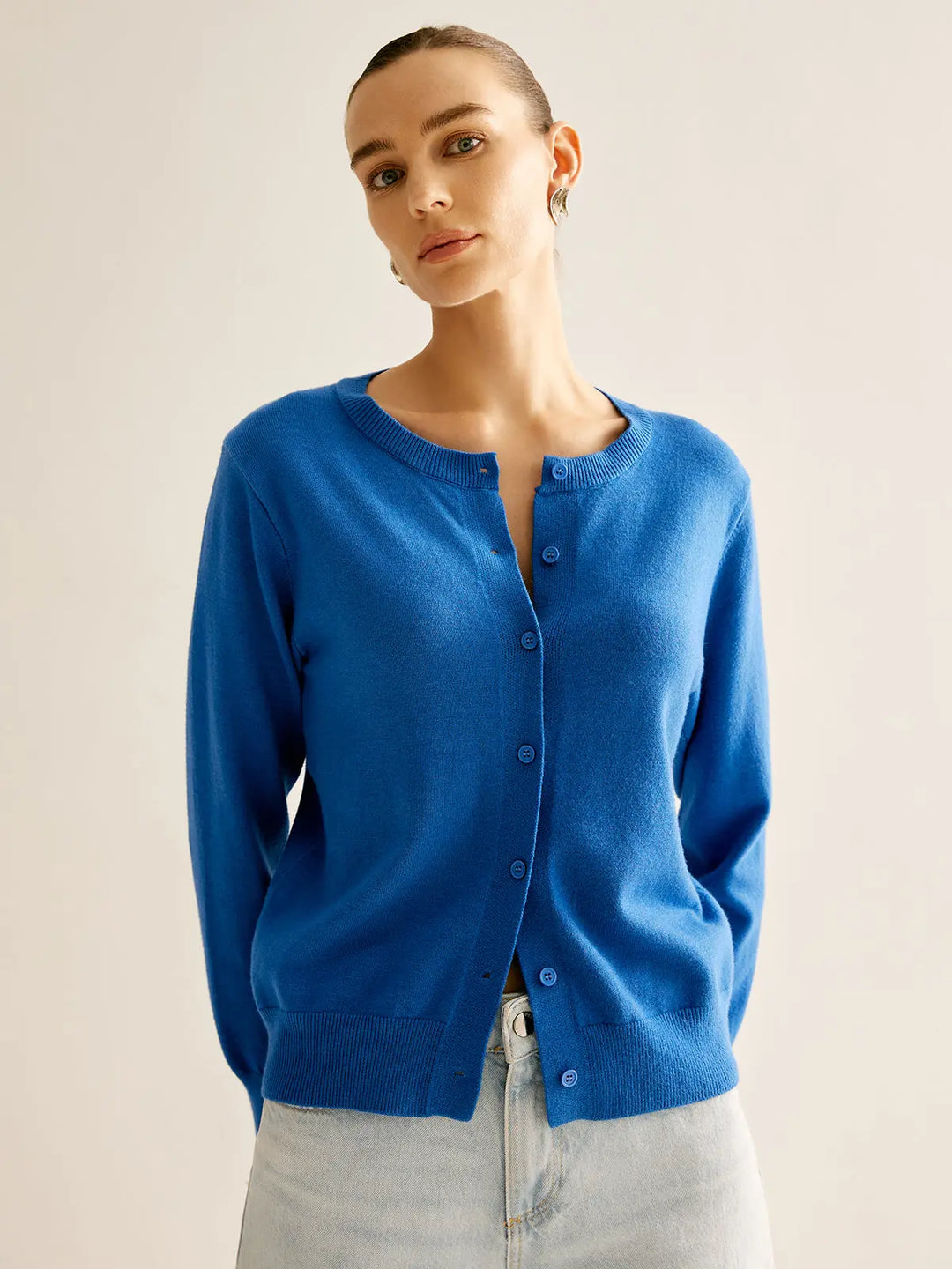 Klassischer Strick Cardigan mit subtiler Eleganz für Damen Mivona