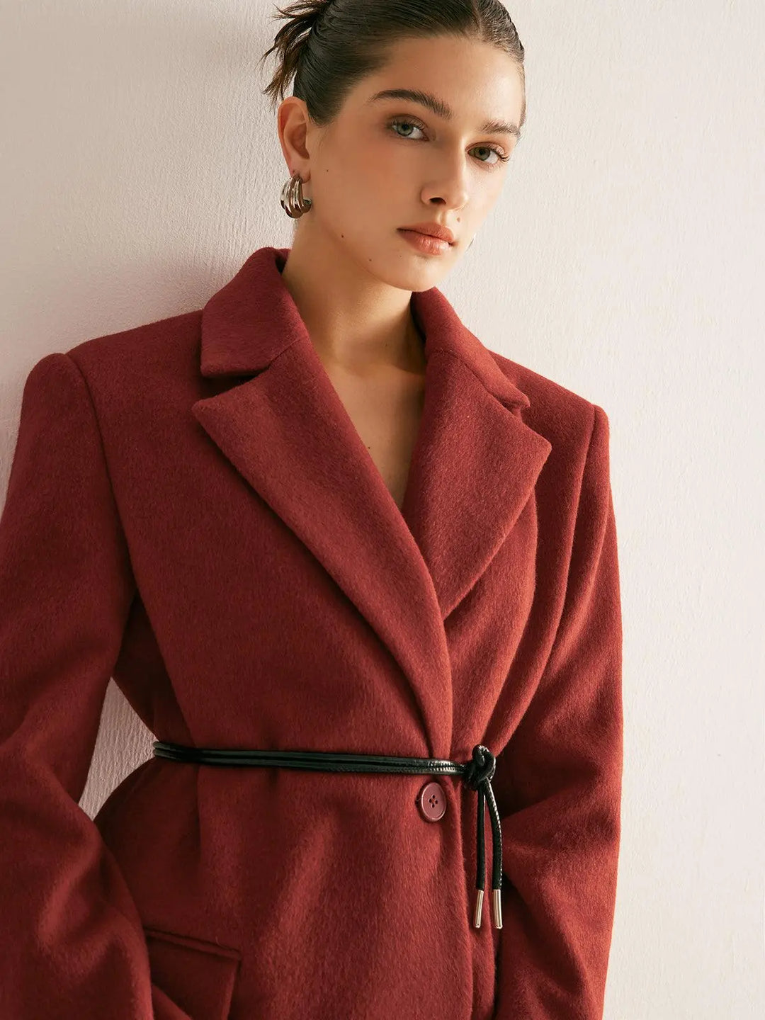 Wollblazer mit Gürtel und Schulterpolstern Für Frauen Mivona