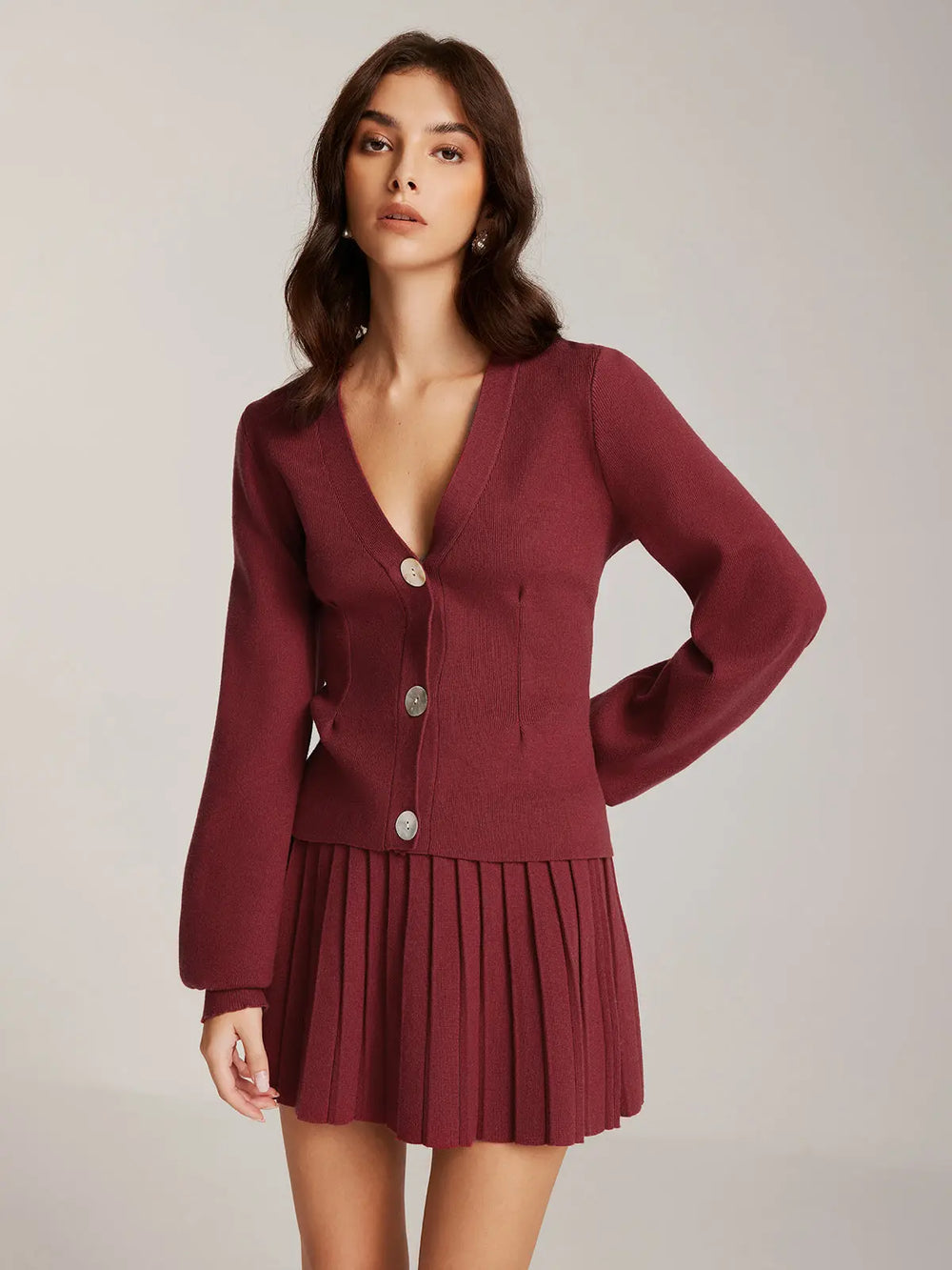 Strick Set mit Knopf Cardigan und Faltenrock für Frauen Mivona