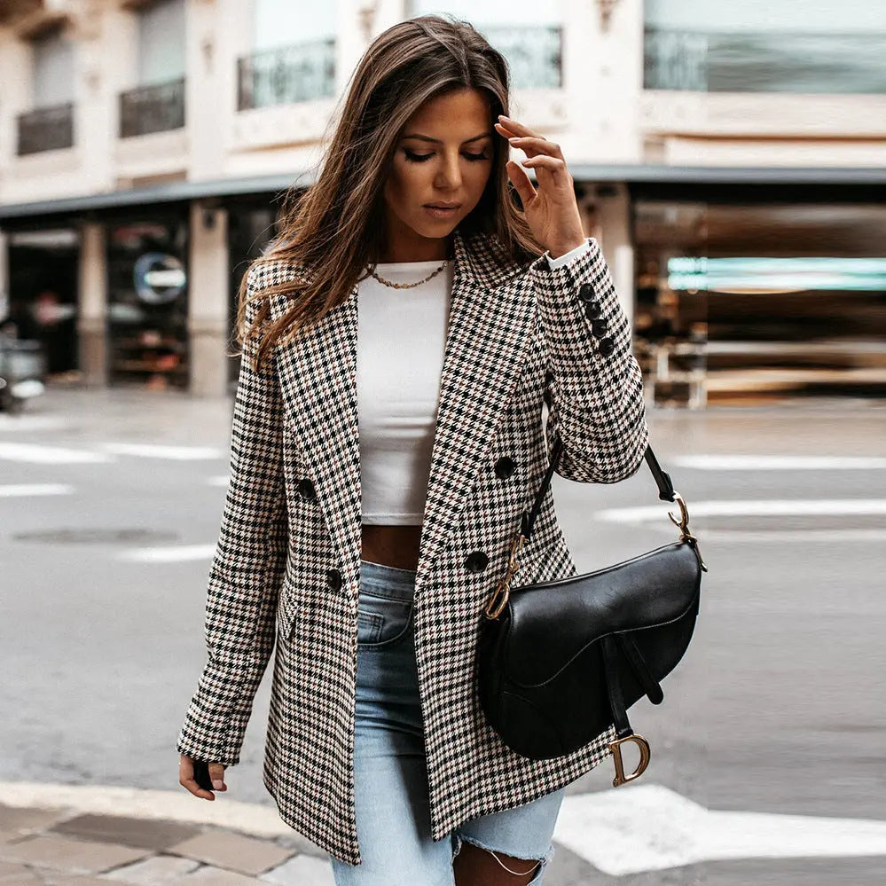 Stilvoller Karo Blazer mit zeitloser Eleganz für Damen Mivona