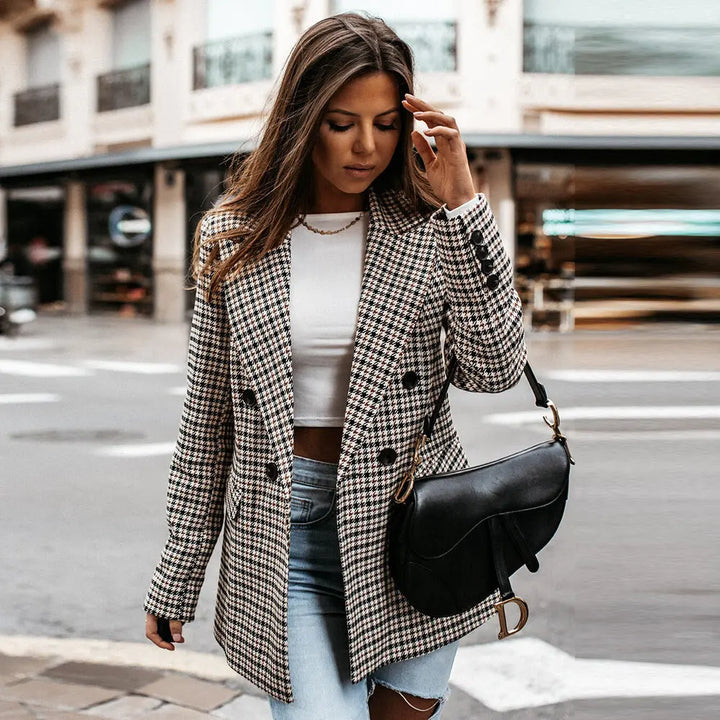 Stilvoller Karo Blazer mit zeitloser Eleganz für Damen Mivona