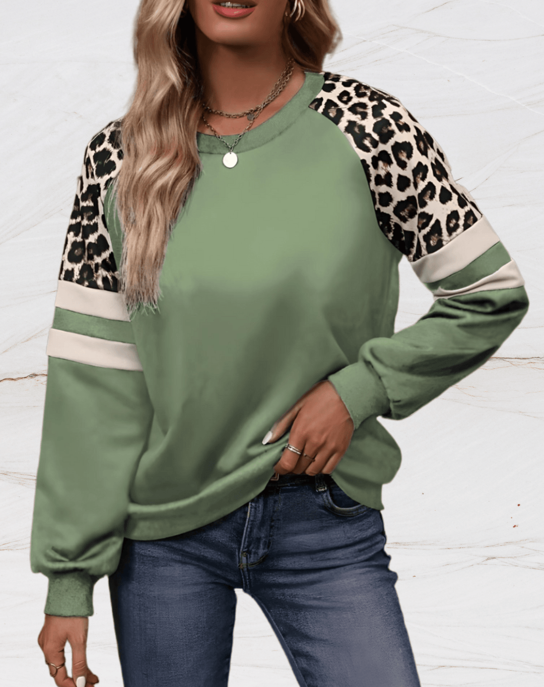 Mutiger Oversized-Leopardenpullover Für Trendigen Komfort Für Frauen Mivona