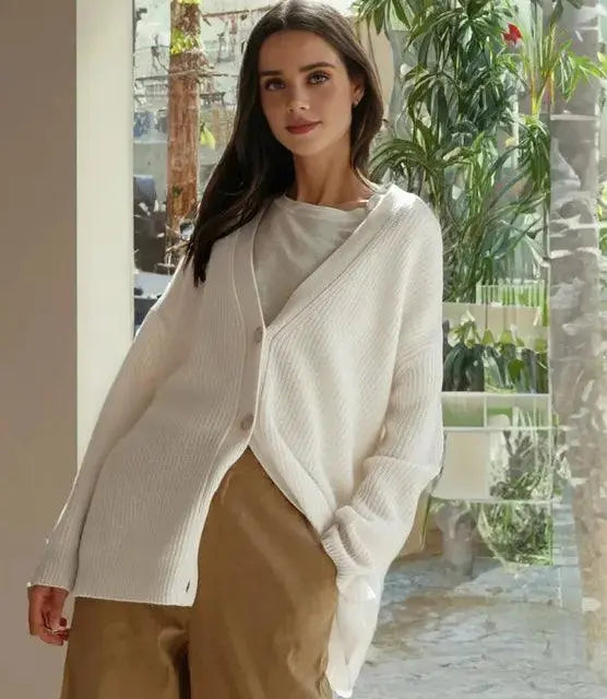 Gemütlicher Strick Cardigan mit elegantem Komfort für Damen Mivona