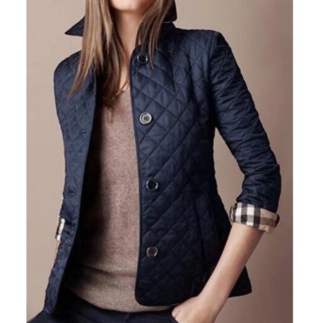 Schicke Moderne Jacke Für Einen Raffinierten Look Für Frauen Mivona