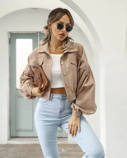 Kurze Jacke mit modernem Stil für Damen Mivona