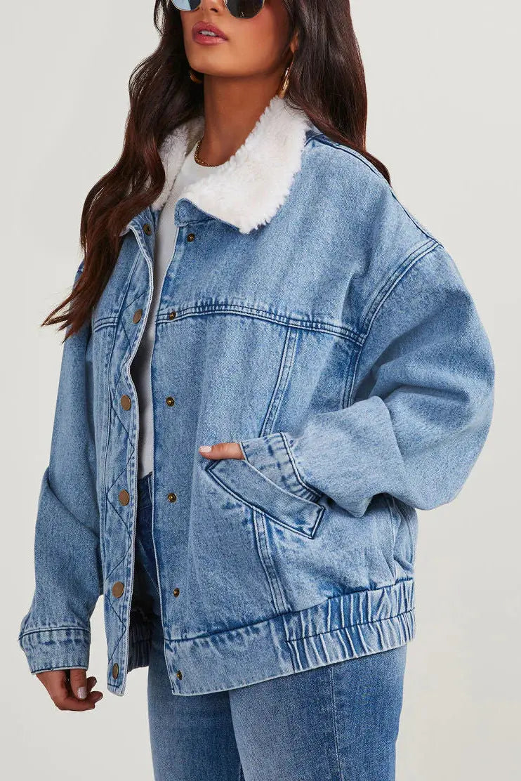 Zeitlose Jeansjacke mit klassischer Passform und Stil für Damen Mivona