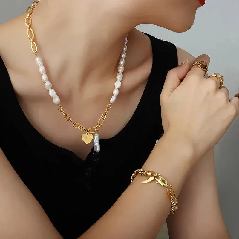 Elegante Halskette mit Herzanhänger Für Damen Mivona