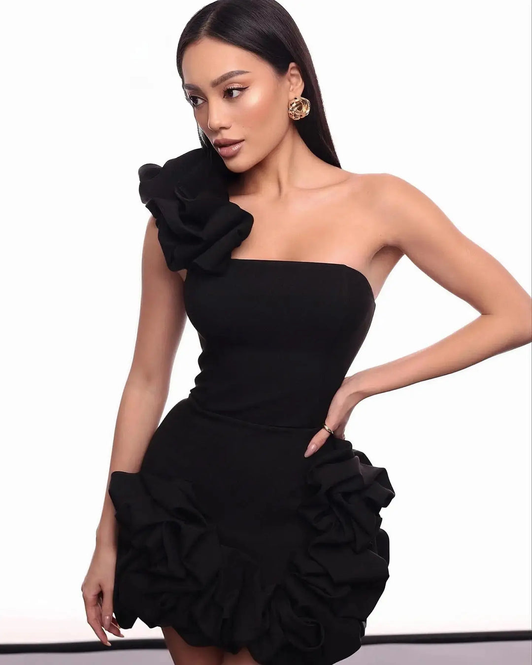Mini Cocktailkleid mit romantischem Design und luxuriösem Stoff für Frauen Mivona