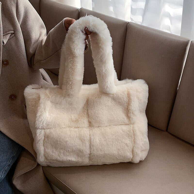 Schicke Plüsch-Handtasche Für Gemütlichen Winterstil Für Frauen Mivona