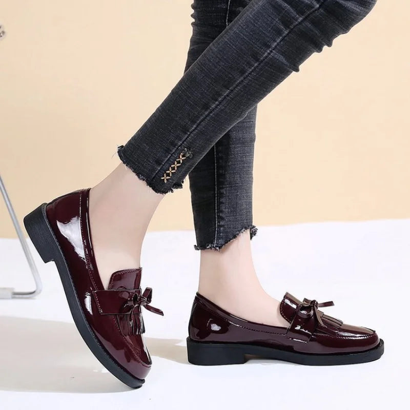 Leder-Loafers mit Quasten für Damen Mivona