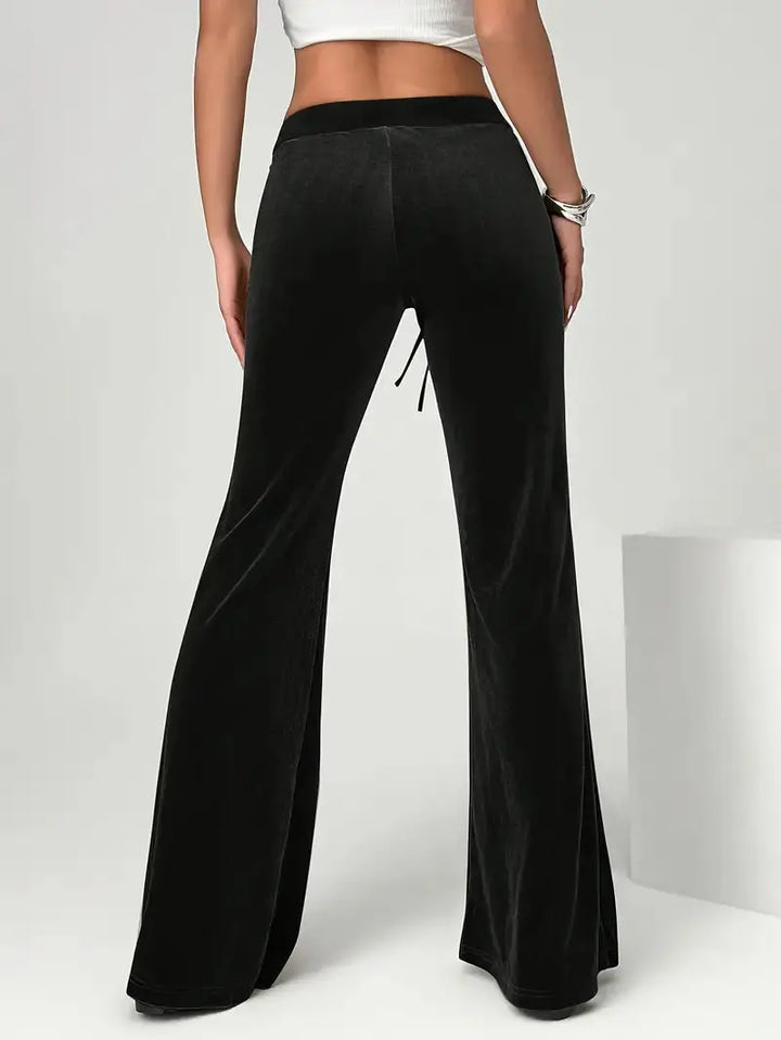 Elegante Weite Samthose mit fließendem Schnitt für Frauen Mivona