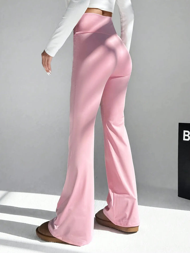 Hochgeschnittene Crossover Hose mit stylisher Passform für Damen Mivona
