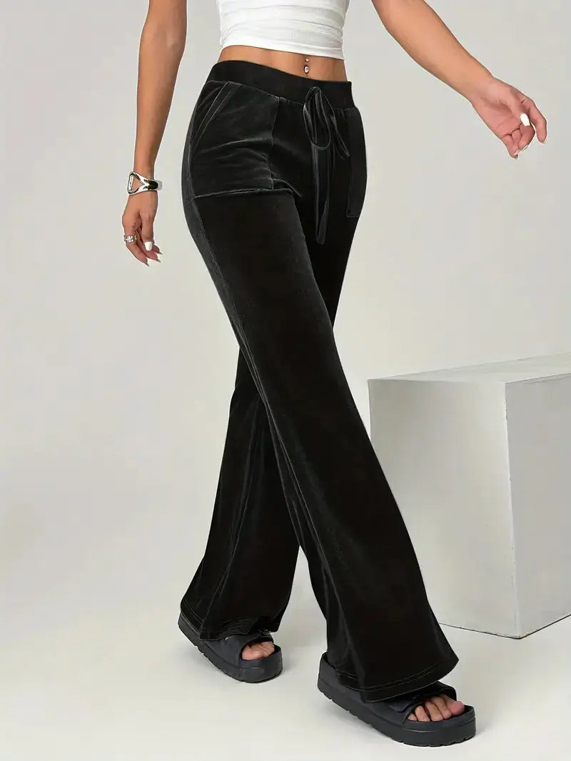 Elegante Weite Samthose mit fließendem Schnitt für Frauen Mivona