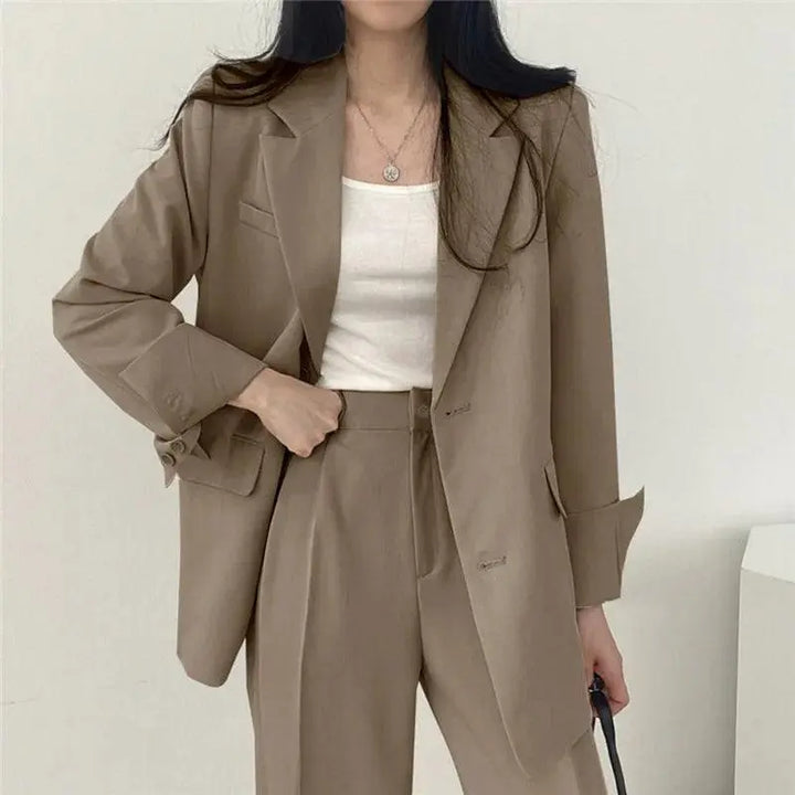 Elegantes Tailliertes Blazer und Gerade Hose Set Für Frauen Mivona