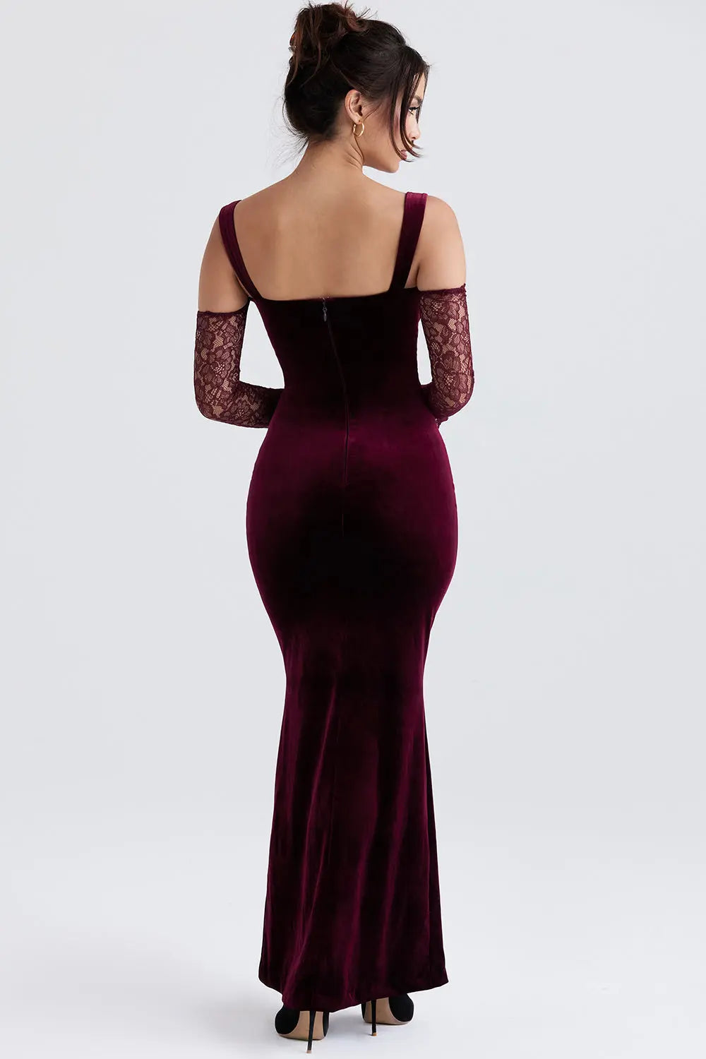 Schwarzkirschfarbenes Samt Maxikleid mit Eleganter Linie für Frauen Mivona