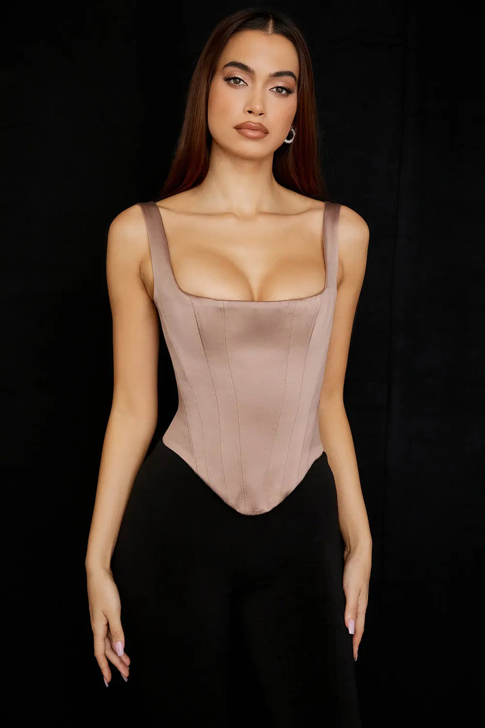 Langes Korsett aus steingrauem Satin mit eleganter Länge für Frauen Mivona