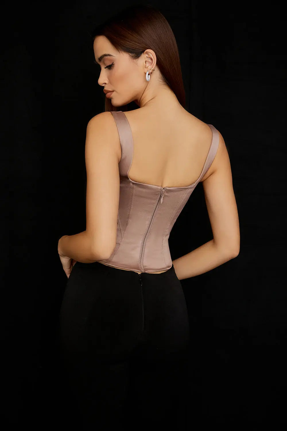 Langes Korsett aus steingrauem Satin mit eleganter Länge für Frauen Mivona
