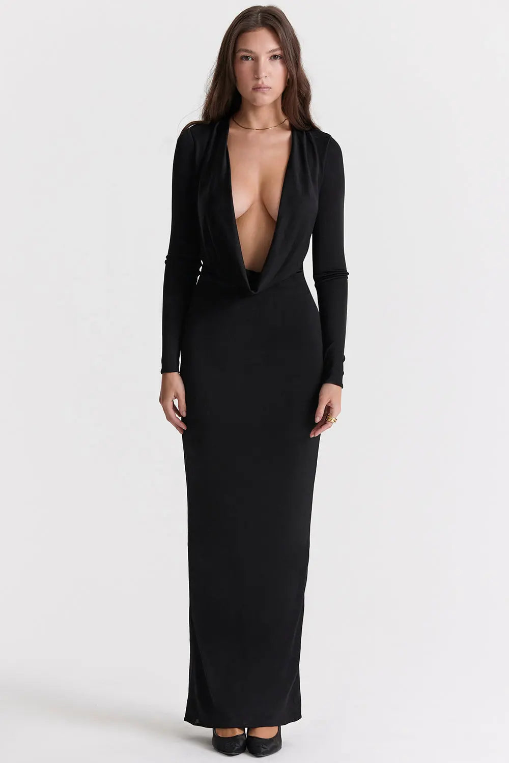 Schwarzes Maxikleid mit Drapierung und Fließender Eleganz für Frauen Mivona