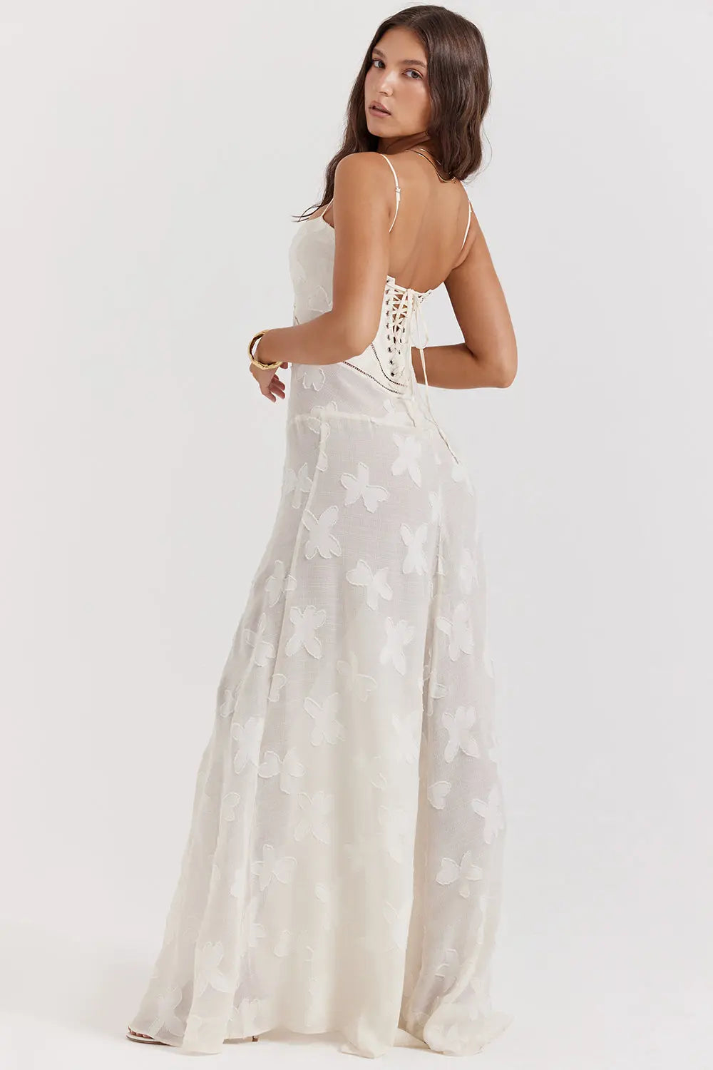 Vintage Creme Maxikleid mit Spitzenrücken und zeitloser Eleganz für Frauen Mivona