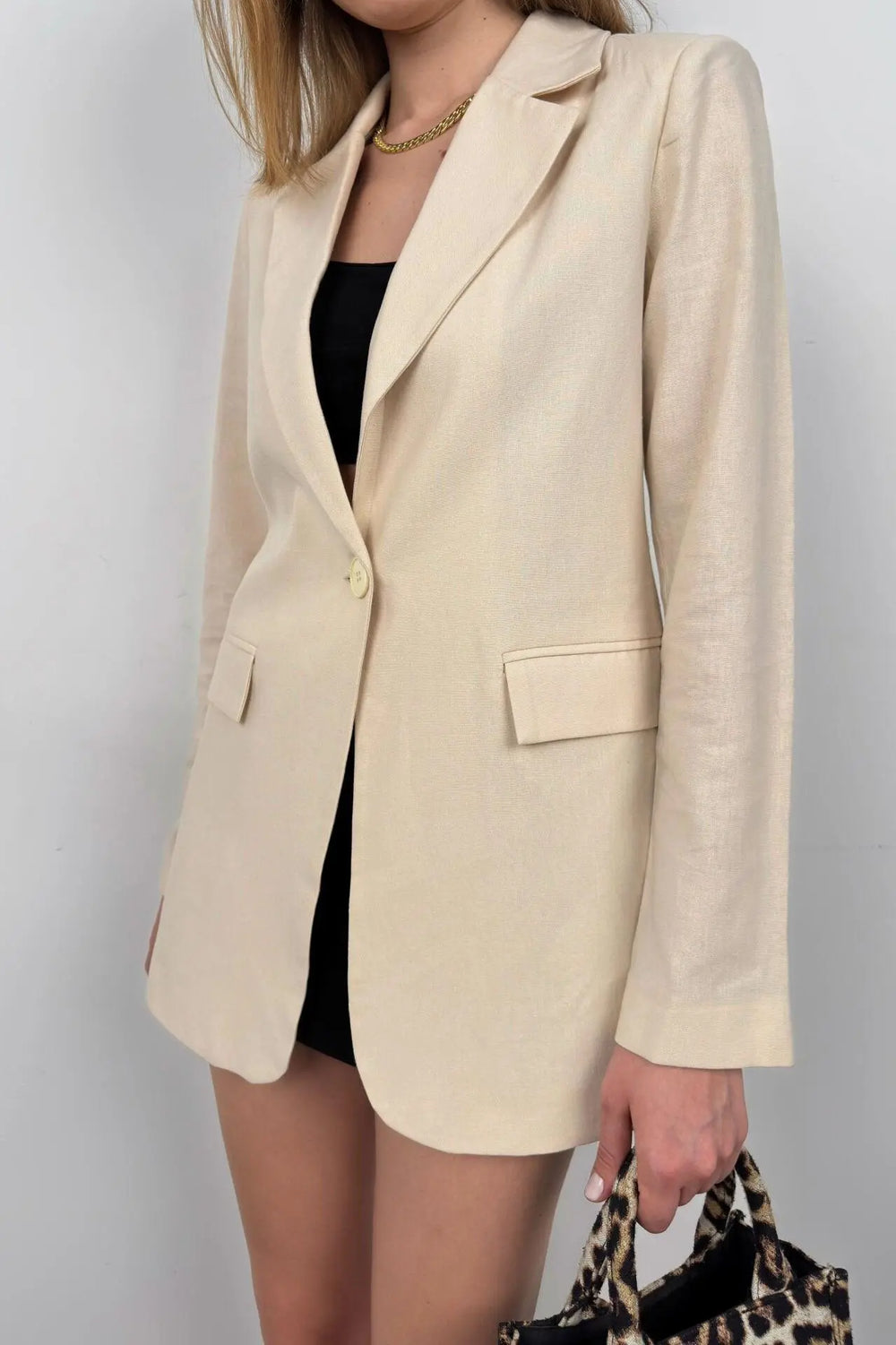 Stilvoller Leinenblazer mit eleganter Passform für Damen Mivona